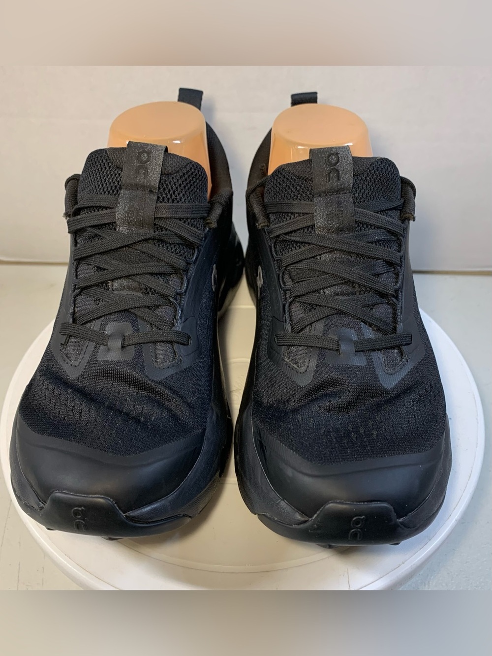 On Cloudsurfer Trail 2 Women’s Black Athletic Running Size 8 Shoe. 3990